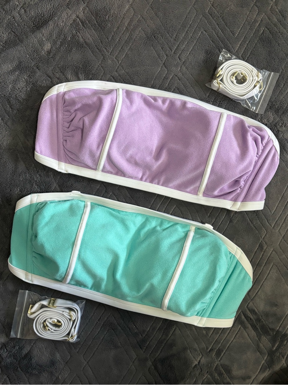 NWOT D/DD bikini tops